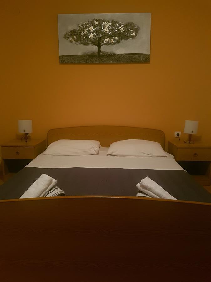 Apartman 4 Kilometar To City Centar Split Exterior photo