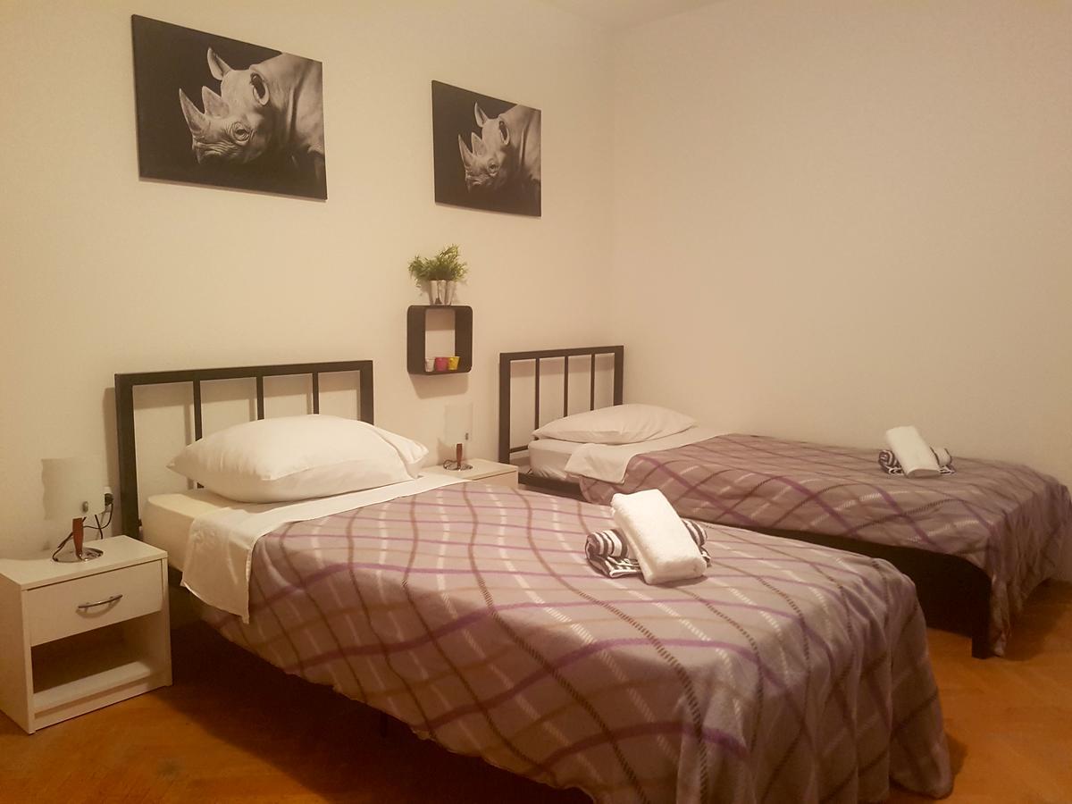 Apartman 4 Kilometar To City Centar Split Exterior photo