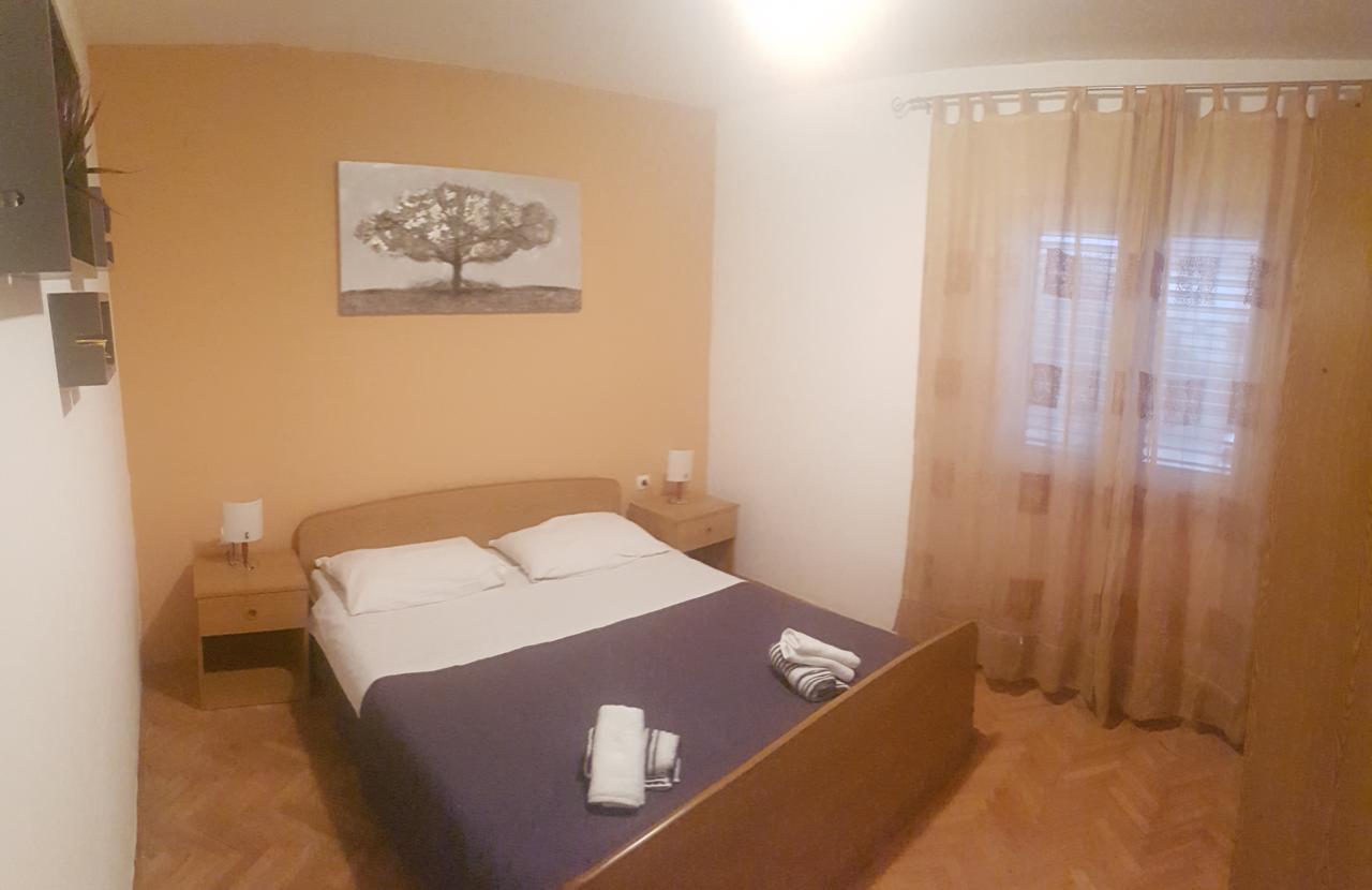 Apartman 4 Kilometar To City Centar Split Exterior photo
